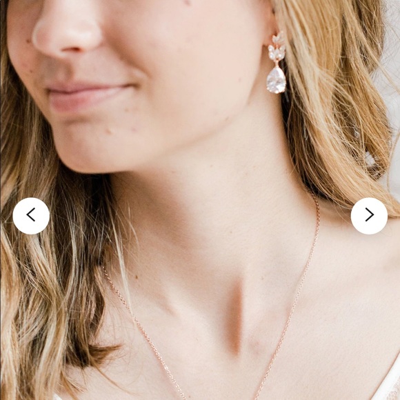 Sparkly Rose Gold Wedding Set - Gorgeous Crystal Necklace and Drop Earrings - Picture 6 of 8